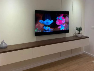 Vitrine TV, Mobilim total ne apartament Vitrine TV, Mobilim total ne apartament